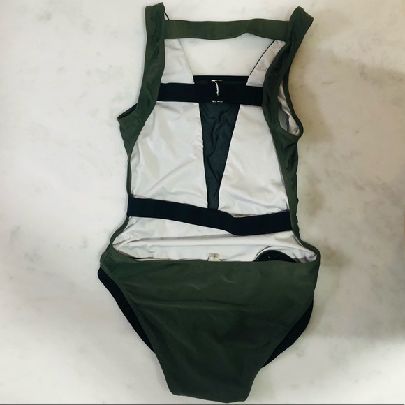 Cupshe Grean Black Mesh One Piece Swimsuit Medium - Picture 4 of 7